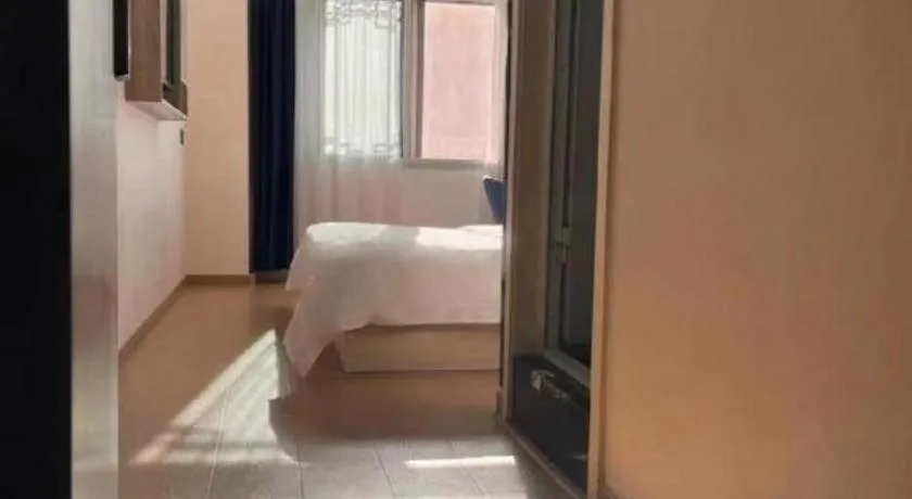 Bed in 7 Days Premium·Tianjin Gulou Metro Station Joy City