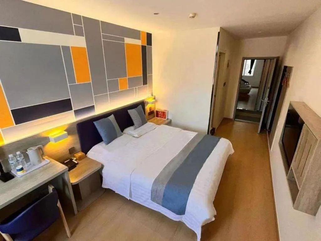 Bed in 7 Days Premium·Tianjin Gulou Metro Station Joy City