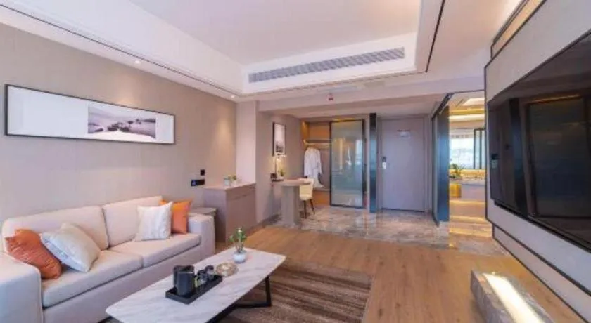 GreenTree Eastern Dali Railway Station Hotel