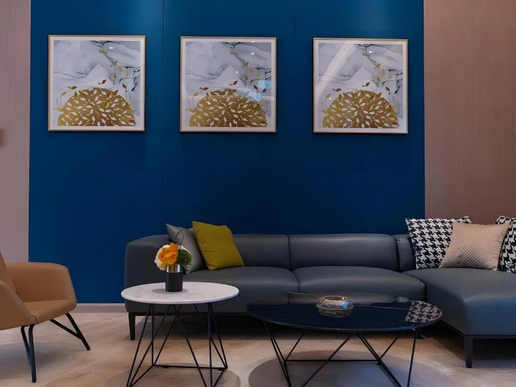 GreenTree Eastern Dali Railway Station Hotel