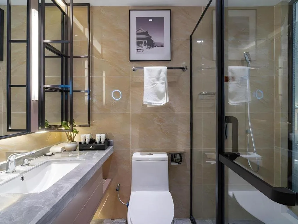 GreenTree Eastern Dali Railway Station Hotel