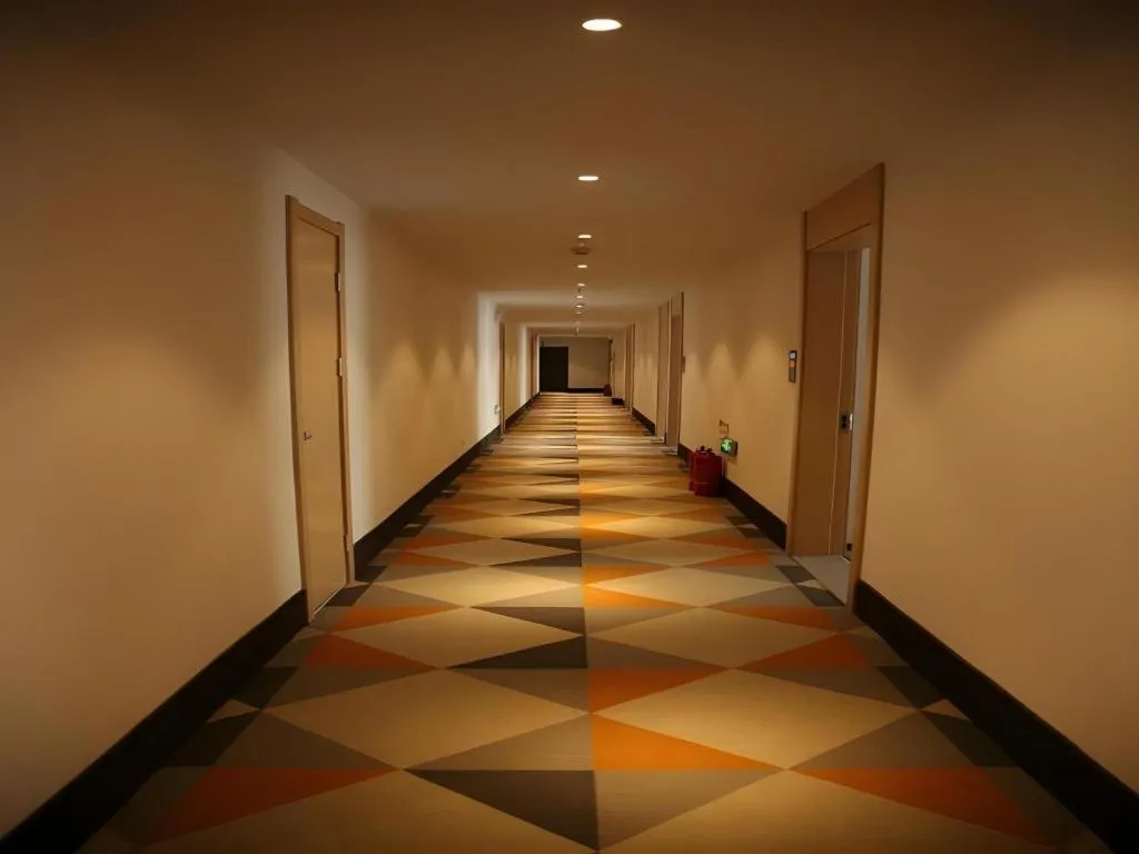 Shell Nanjing Jiangning District University City Hotel