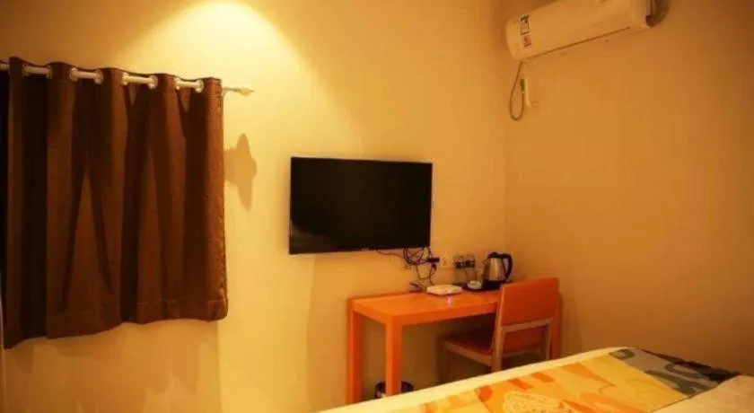 Bed in Shell Nanjing Jiangning District University City Hotel