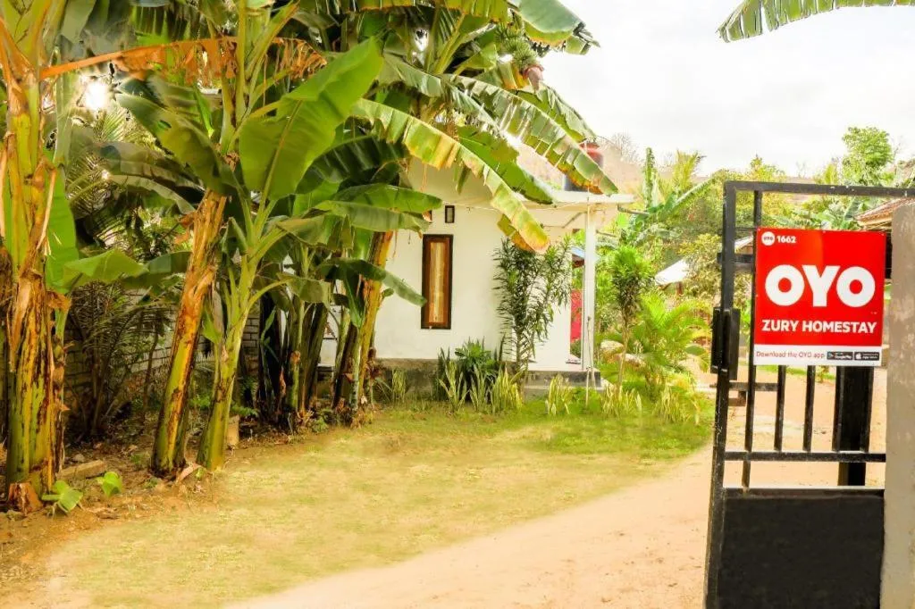 OYO 1662 Zury Homestay