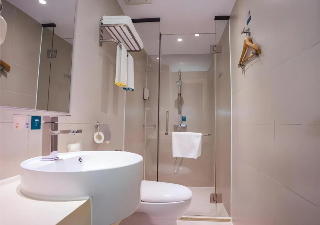 City Comfort Inn Zhanjiang Shimao Building Chikan Old Street