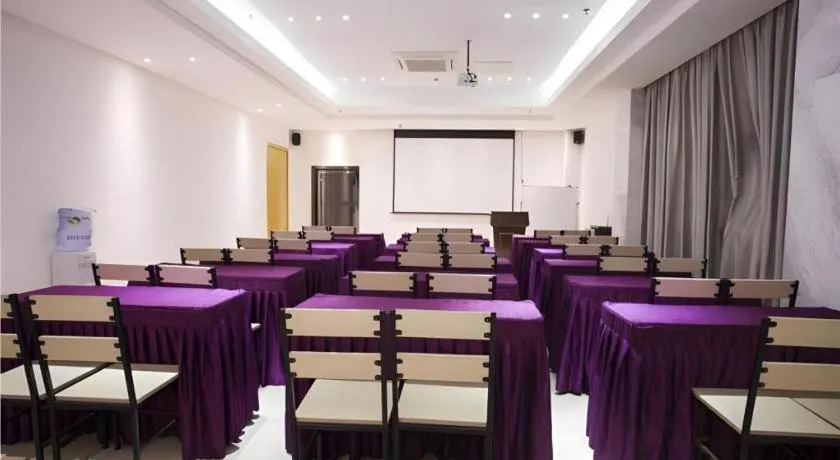 City Comfort Inn Zhanjiang Shimao Building Chikan Old Street