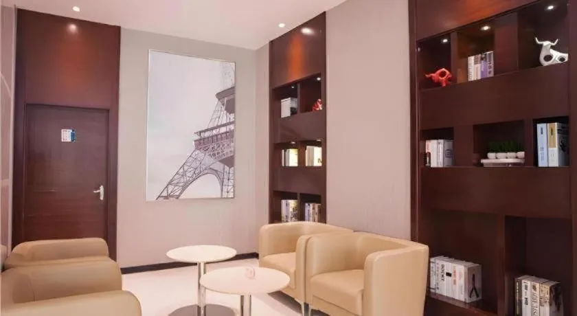 City Comfort Inn Zhanjiang Shimao Building Chikan Old Street