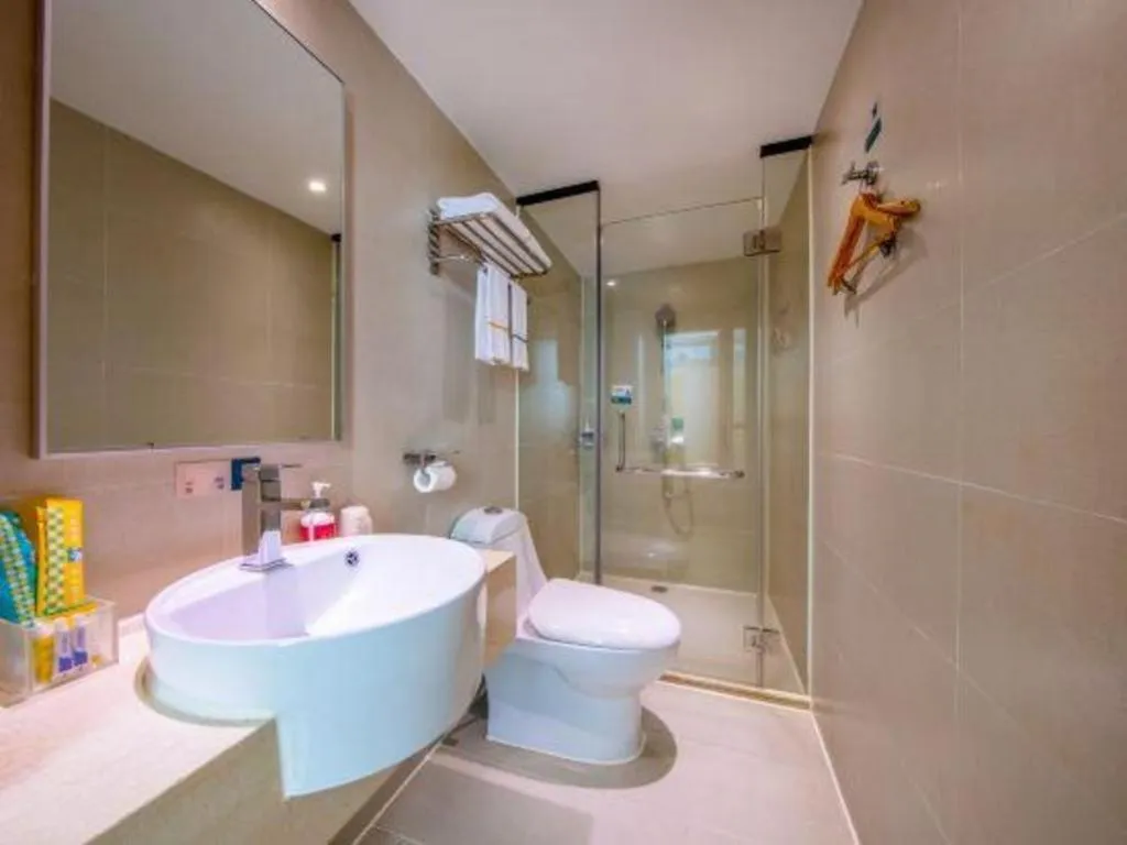 City Comfort Inn Zhanjiang Shimao Building Chikan Old Street