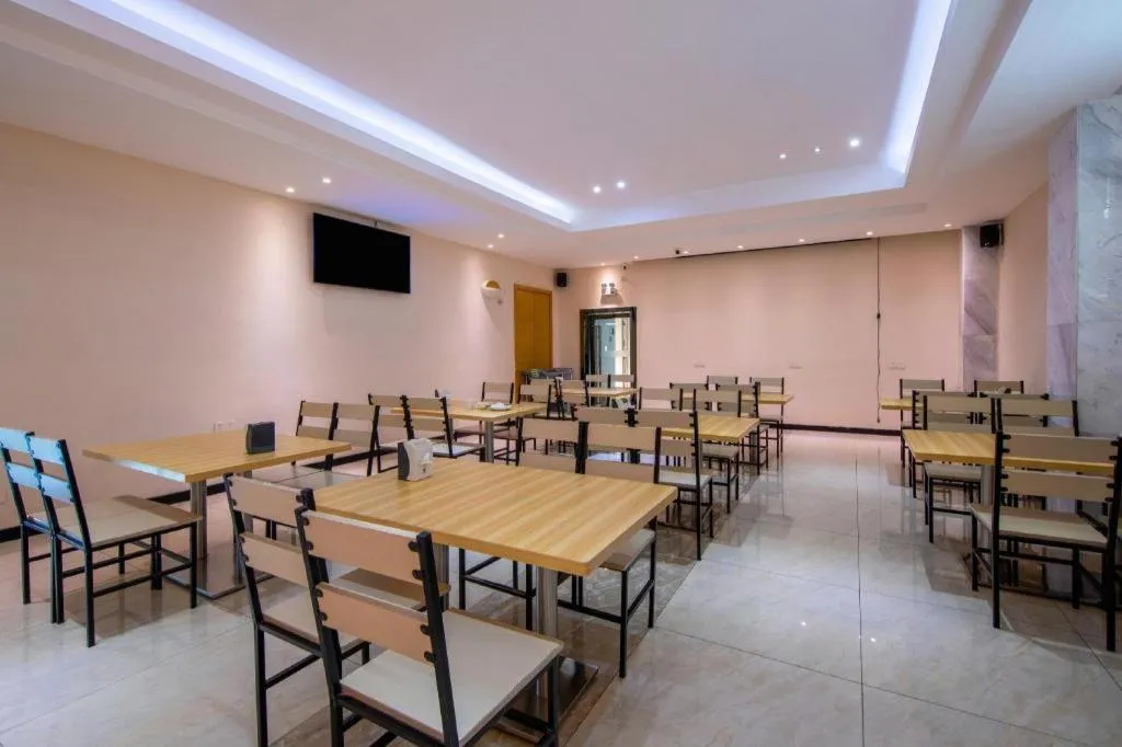 City Comfort Inn Zhanjiang Shimao Building Chikan Old Street