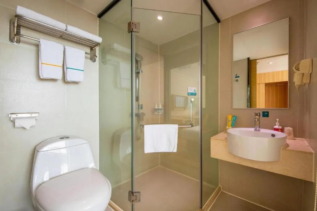 City Comfort Inn Zhanjiang Shimao Building Chikan Old Street