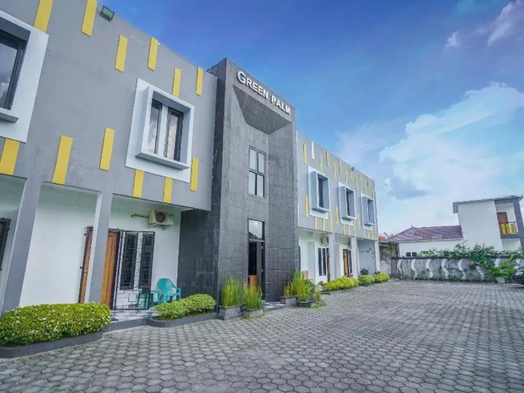 Hotel O Green Palm Kostel Syariah