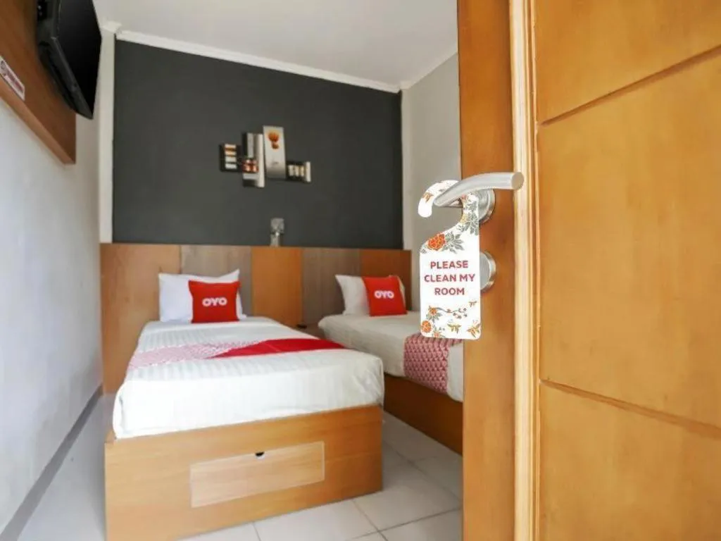 Bed in Hotel O Green Palm Kostel Syariah