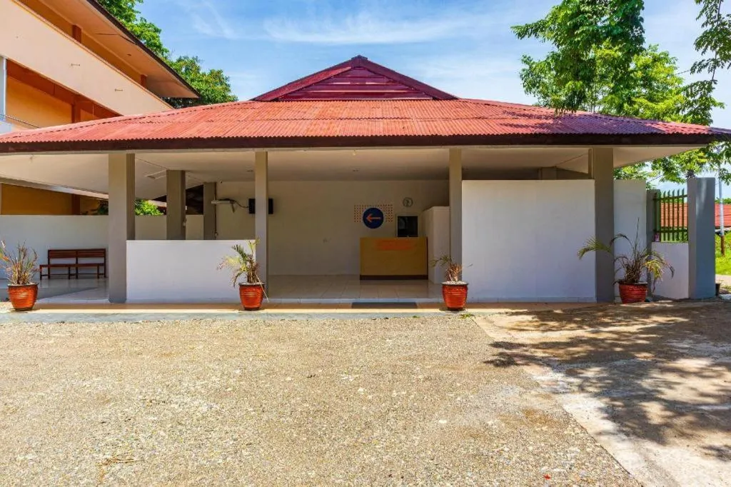 SPOT ON 2318 Citra Palm Residence