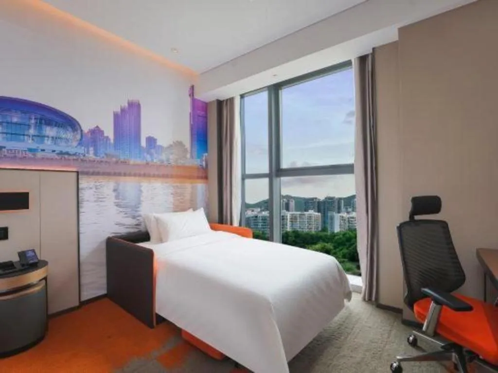 Bed in Hampton by Hilton Sanya Weiming Lake Park