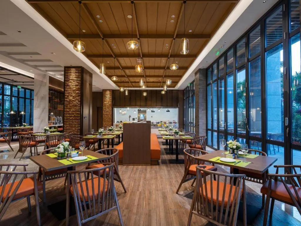 Hampton by Hilton Sanya Weiming Lake Park