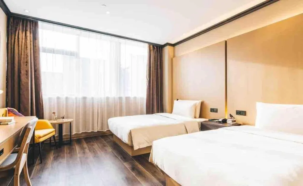 Bed in Atour Light Hotel Hangzhou Future Sci-Tech City