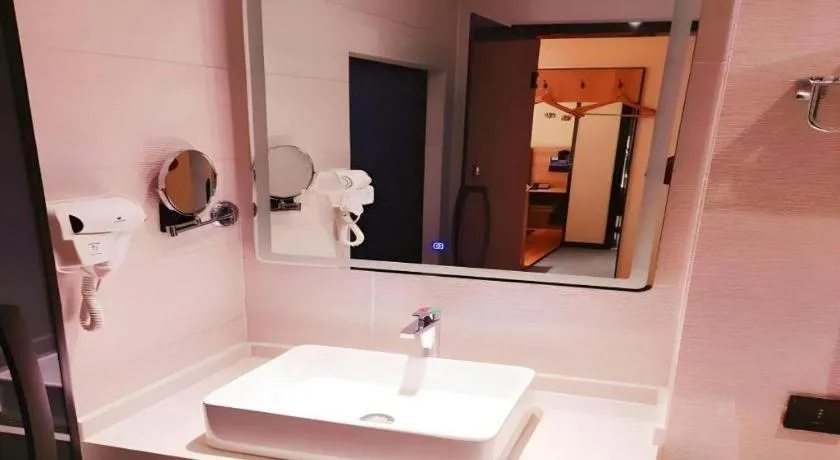 GreenTree Inn Lu'an Jin'an District Yuanda Xingfuli