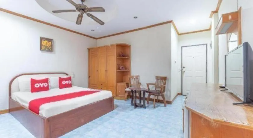 Bed in OYO 1125 Chokdee Inn