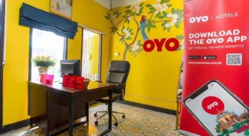 OYO 75303 V Home Guesthouse Sunday Night Market