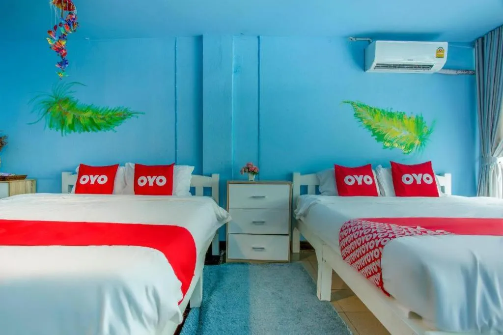 Bed in OYO 75303 V Home Guesthouse Sunday Night Market