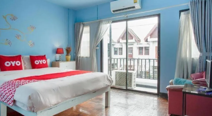 Bed in OYO 75303 V Home Guesthouse Sunday Night Market