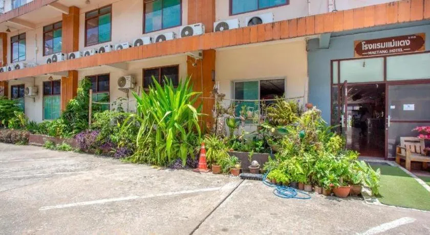 OYO 1000 Maetang Hotel