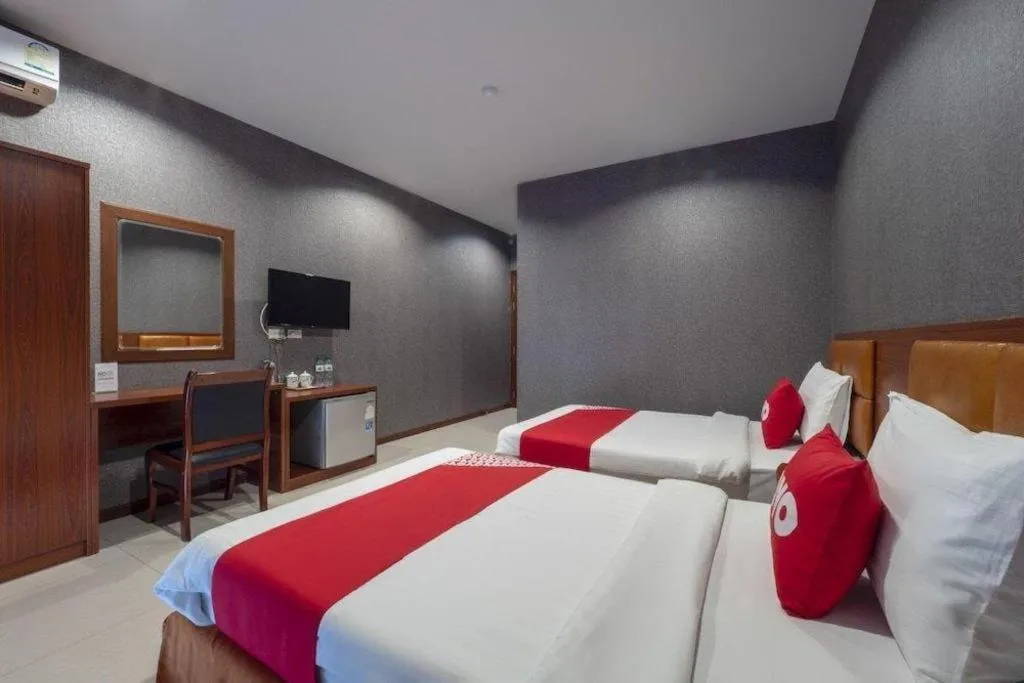 Bed in OYO 1130 CK Resort Pattaya