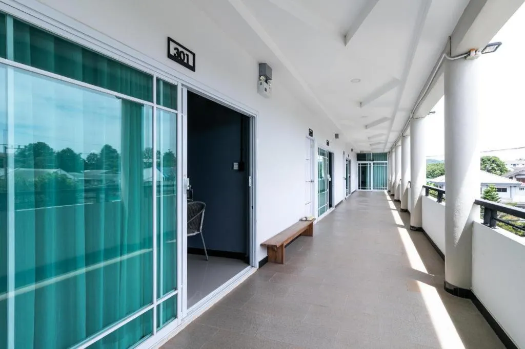 OYO 75305 T Park Pak Chong