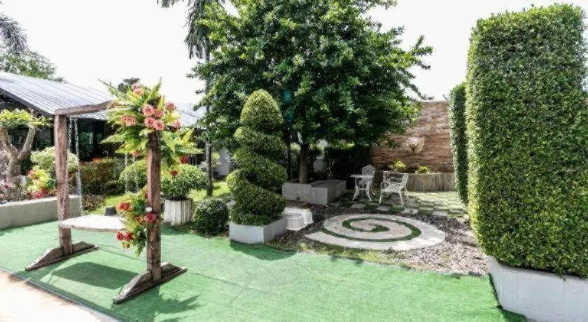 OYO 75305 T Park Pak Chong