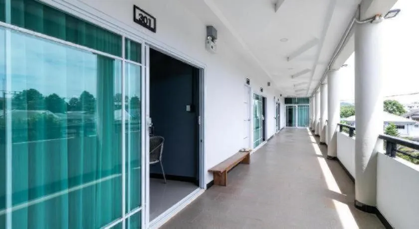 OYO 75305 T Park Pak Chong