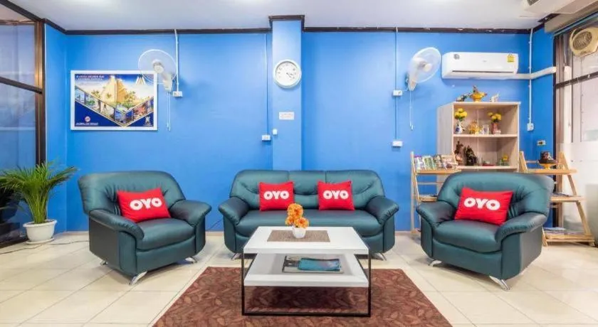 OYO 75327 Diyana Residence