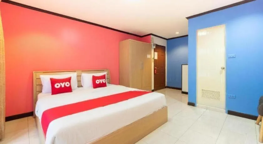 Bed in OYO 75327 Diyana Residence