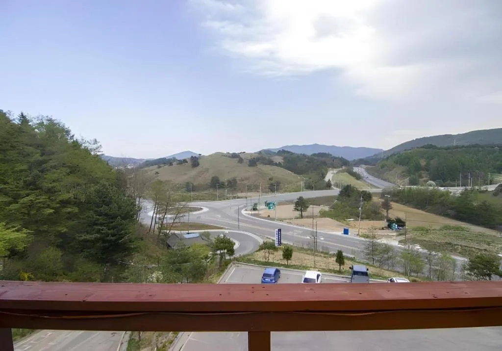 Hyundai Elliot Hotel and Resort