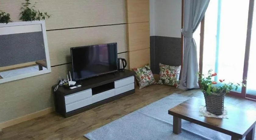 Hyundai Elliot Hotel and Resort