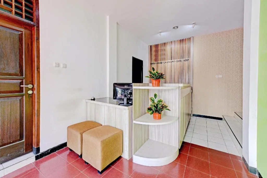 Super OYO Capital O 90497 Navaya Guest House