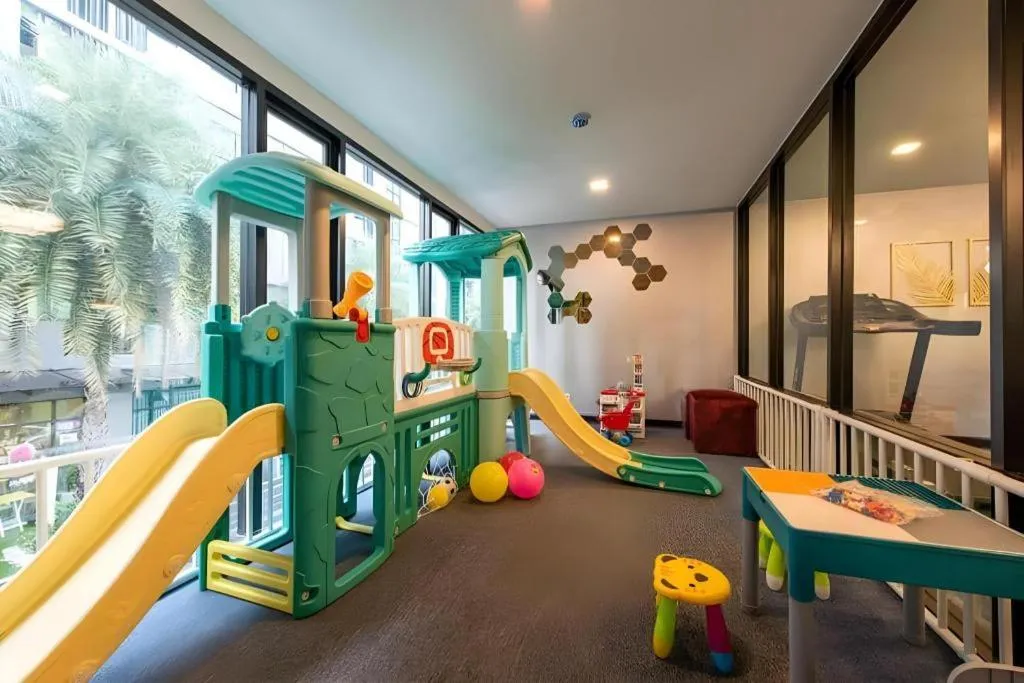 Metro Hotel Ratchada 36