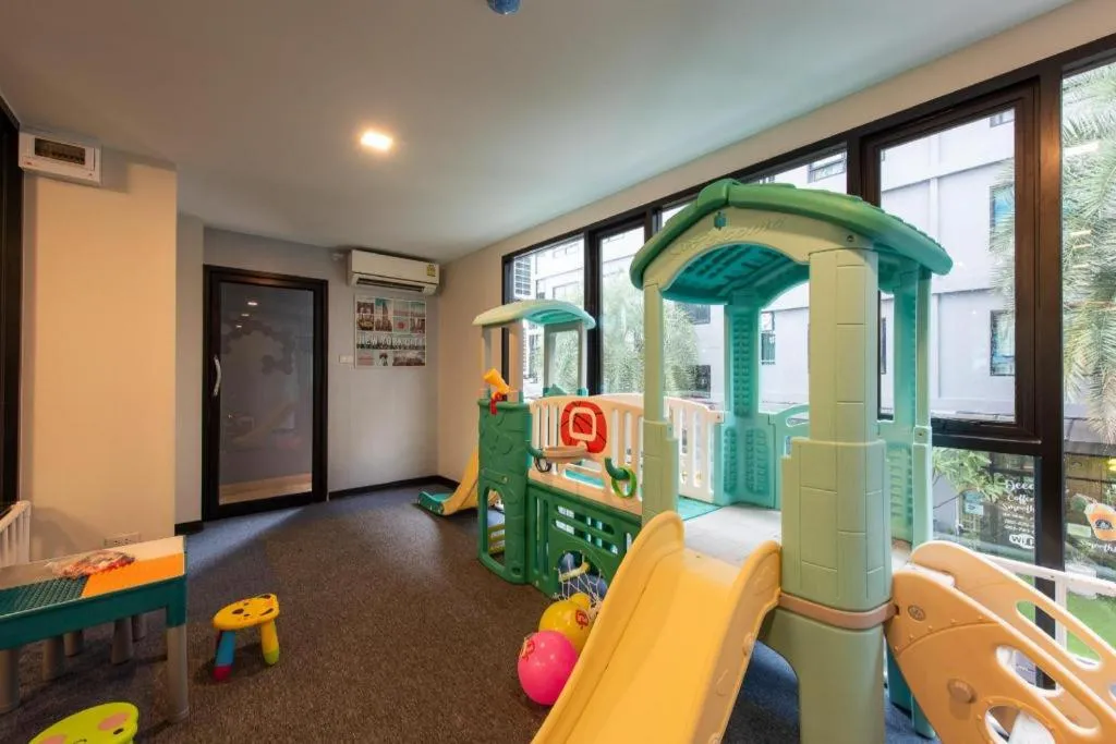 Metro Hotel Ratchada 36