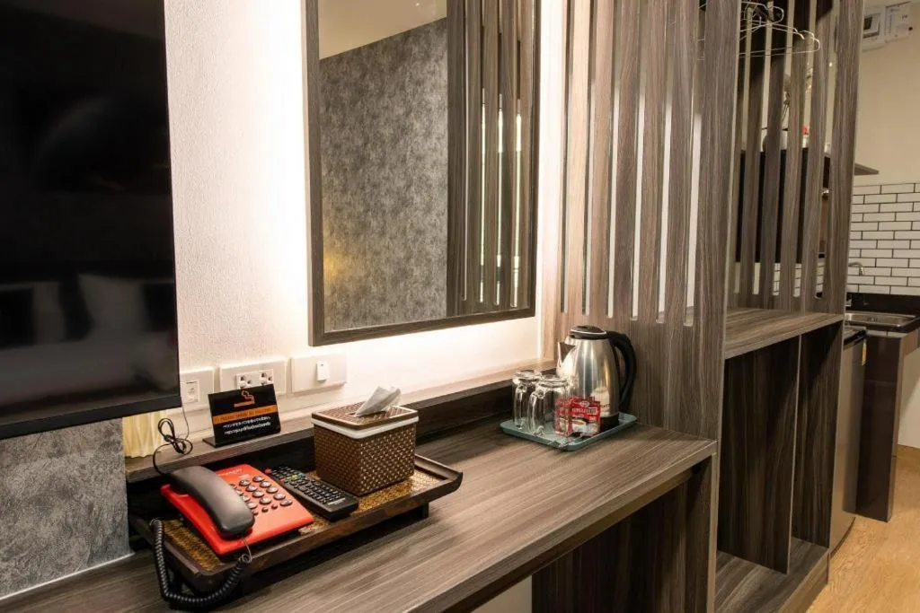 Metro Hotel Ratchada 36