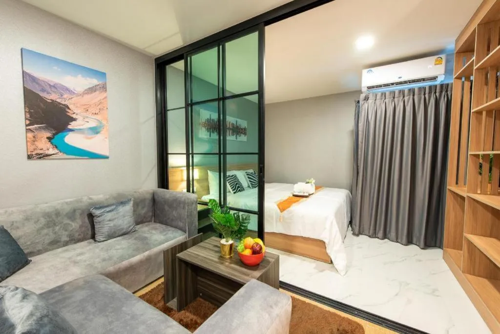 Bed in Metro Hotel Ratchada 36