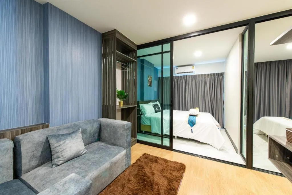 Bed in Metro Hotel Ratchada 36