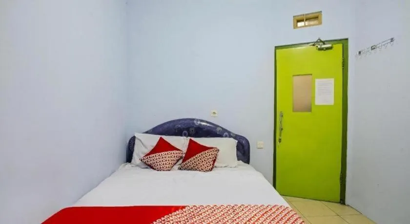 OYO 90863 Omah Kost Syariah