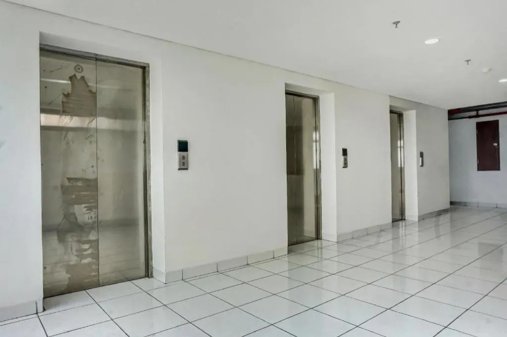 OYO 91045 Tower Mahakam By Toha Room