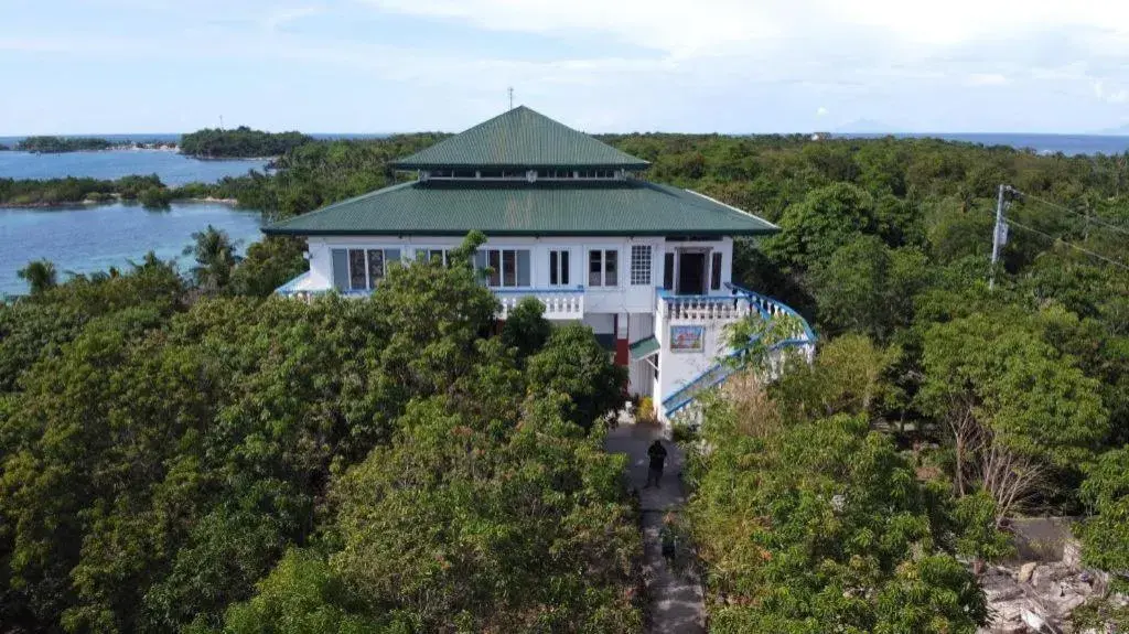 Zhang Resort and Dive Center OPC Zhang Resort and Dive Center OPC