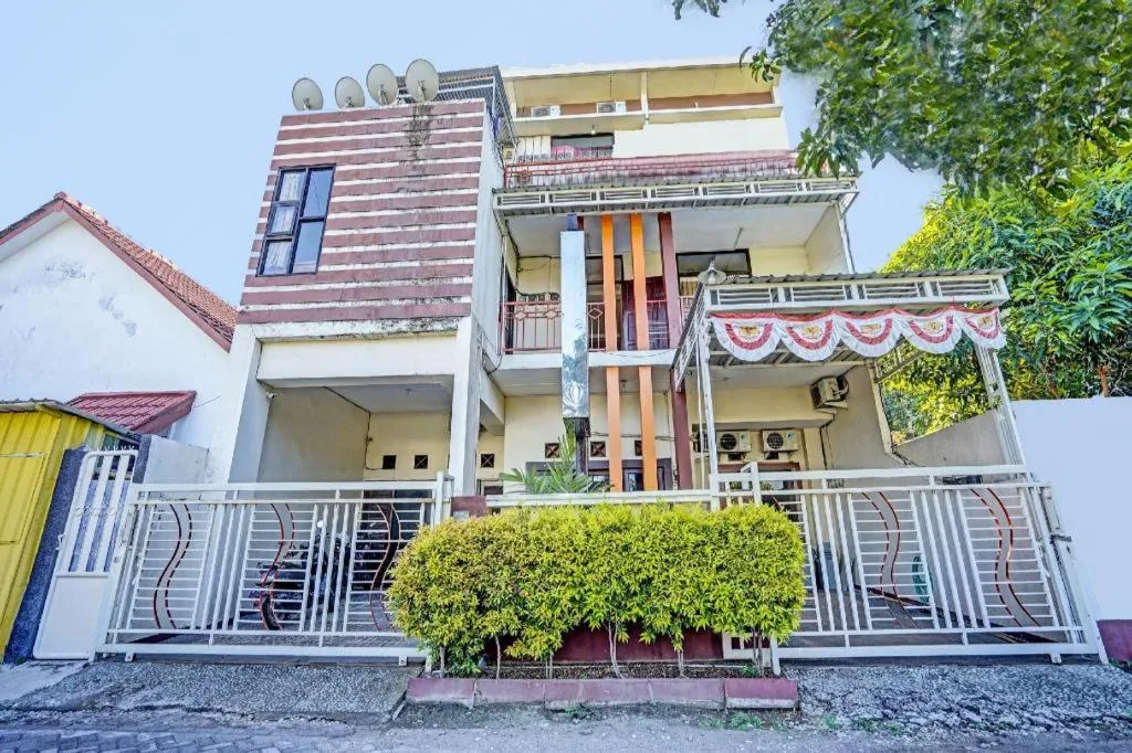 OYO 91587 Griya Buah De5 Syariah