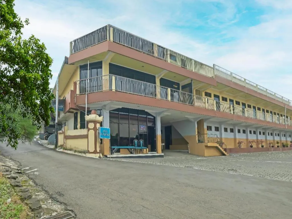 Collection O 91914 Hotel Citra Dewi 2 Int's