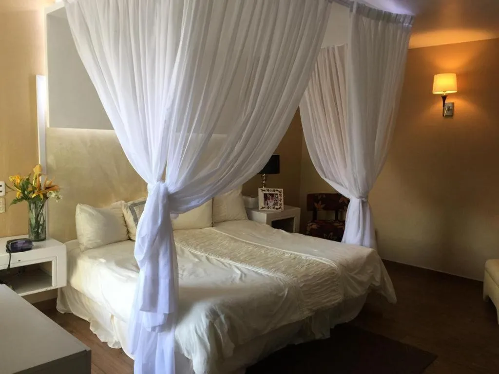 Bed in Hotel del Valle Inn