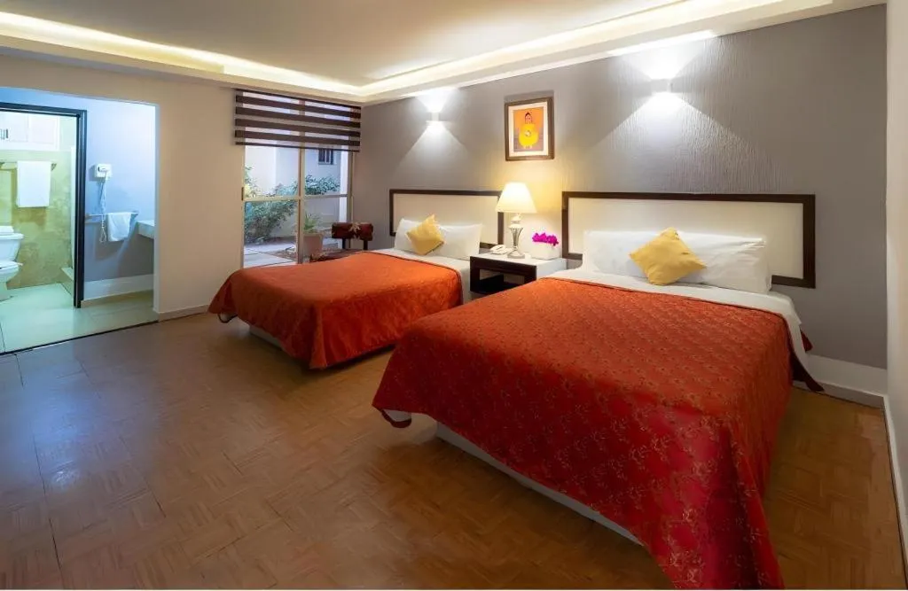 Bed in Hotel del Valle Inn