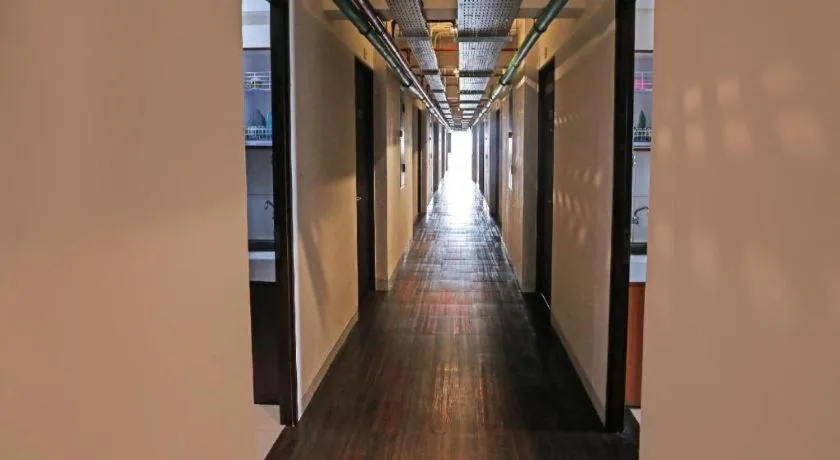 OYO 92317 Apartment Riverview By Alima View