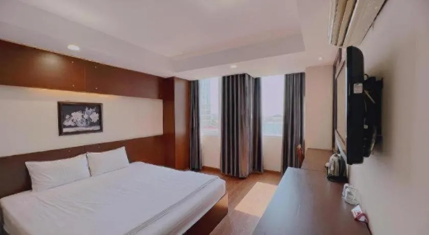 Bed in Nha Trang Crystal Hotel