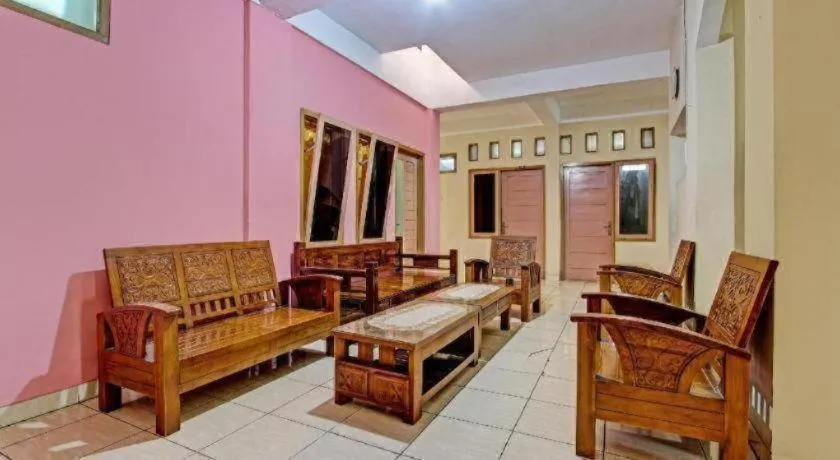 OYO Life 92663 Karmel 6